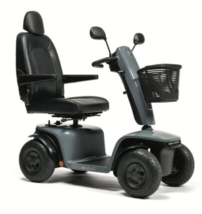 Premium Scootmobiel Vermeiren Sync met een draaibare zitting en strak design, schuin van voren gezien