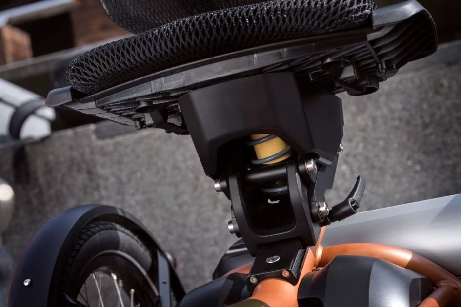 Comfortabele geveerde zitting van de Easy Rider Compact+ zitdriewielfiets